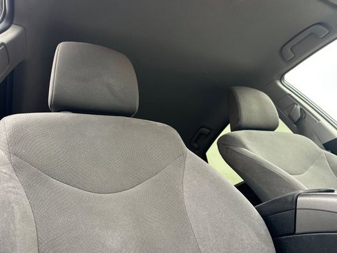 Used 2015 Toyota Prius Three image 18