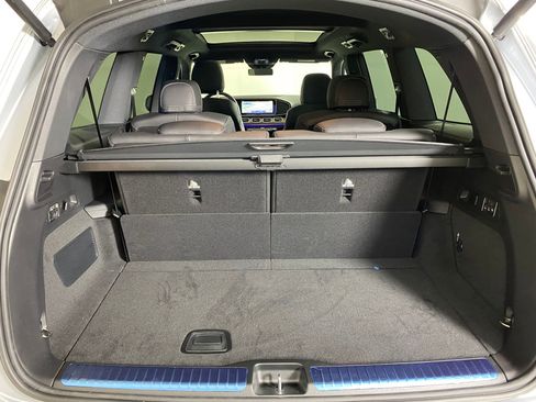 New 2025 Mercedes-Benz GLS 450 4MATIC image 31