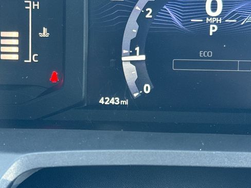 Certified 2025 Toyota Tacoma SR image 3