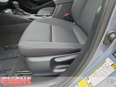 Used 2024 Toyota Corolla LE FWD image 19