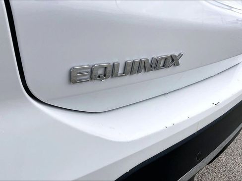 Used 2024 Chevrolet Equinox LT AWD/4WD image 21