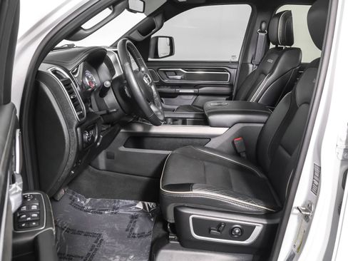Used 2020 RAM 1500 Laramie AWD/4WD image 6