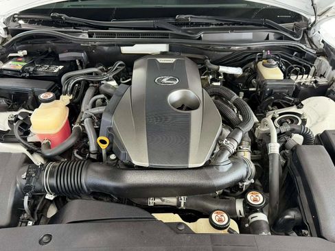 Used 2019 Lexus IS 300 F Sport w/ F Sport Package image 10