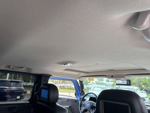 Used 2006 HUMMER H2 SUT w/ Limited Edition H2 image 35