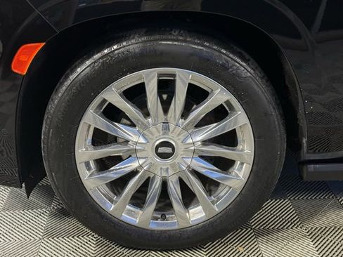 Used 2021 Cadillac Escalade ESV Sport Platinum image 16