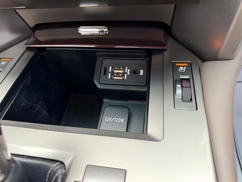 Used 2016 Lexus GX 460 w/ Premium Package AWD/4WD image 46