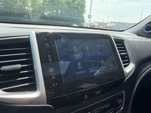 Used 2017 Honda Pilot EX-L image 32