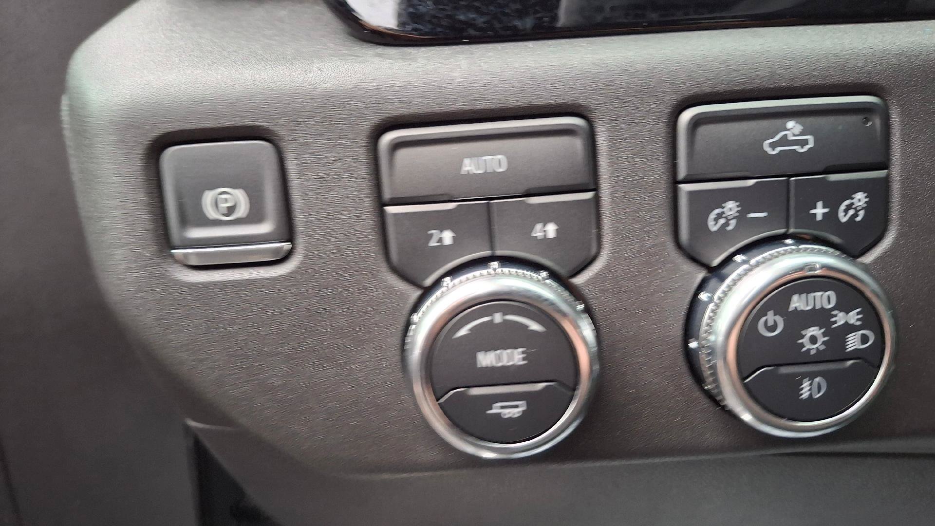 Used 2024 GMC Sierra 1500 Elevation AWD/4WD image 14