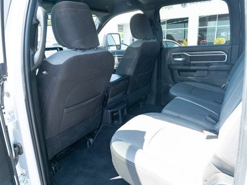 Certified 2024 RAM 2500 Big Horn AWD/4WD image 30