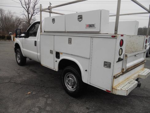 Used 2014 Ford F250 XL w/ Power Equipment Group AWD/4WD image 10