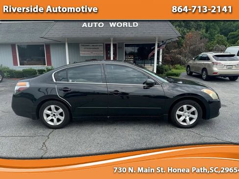 Used 2009 Nissan Altima 2.5 SL w/ SL Pkg FWD image 1