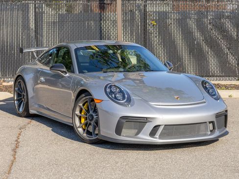 Used 2018 Porsche 911 GT3 RWD image 10
