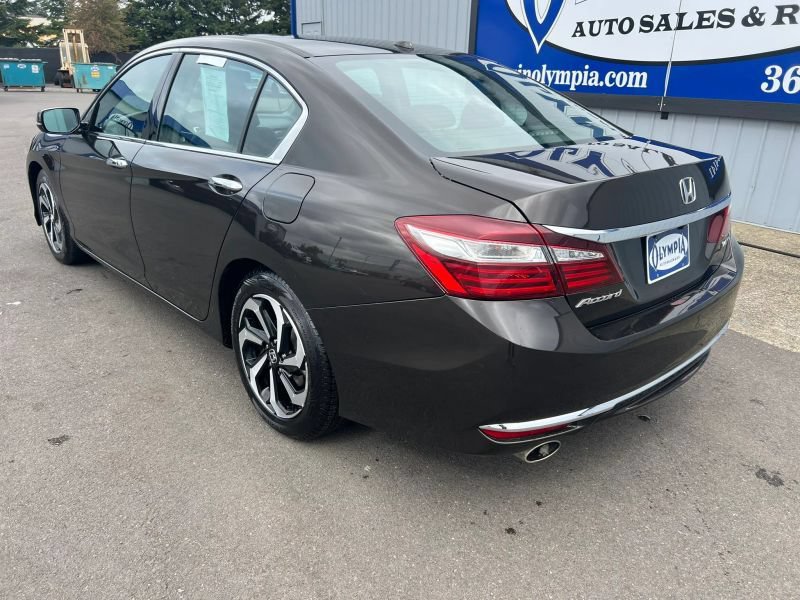Used 2017 Honda Accord EX-L image 15