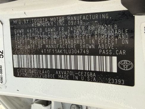 Used 2020 Toyota Camry XLE FWD image 29