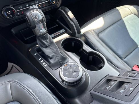 Used 2021 Ford Bronco First Edition AWD/4WD image 28