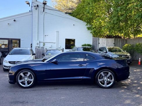 Used 2012 Chevrolet Camaro SS w/ Silver Stripe Package RWD image 3