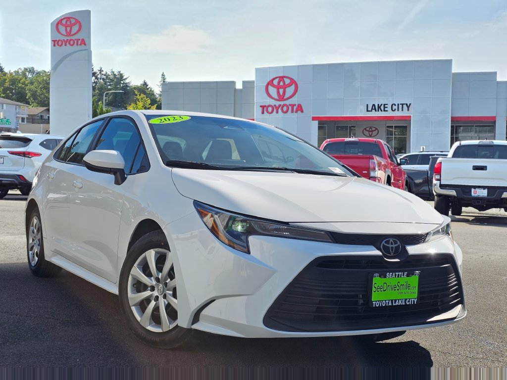 Certified 2023 Toyota Corolla LE FWD image 1