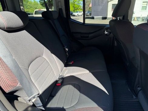 Used 2010 Nissan Xterra Off-Road w/ Protection Pkg A AWD/4WD image 12