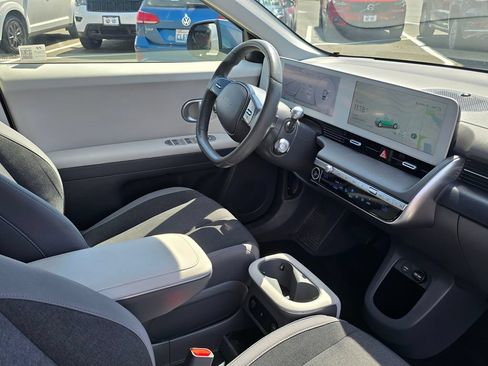 Used 2024 Hyundai Ioniq 5 SEL RWD image 10
