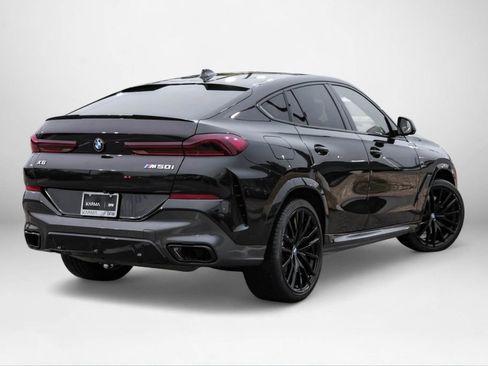 Used 2022 BMW X6 M50i w/ Parking Assistance Package image 6
