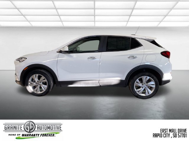Used 2025 Buick Encore GX Preferred AWD/4WD image 2