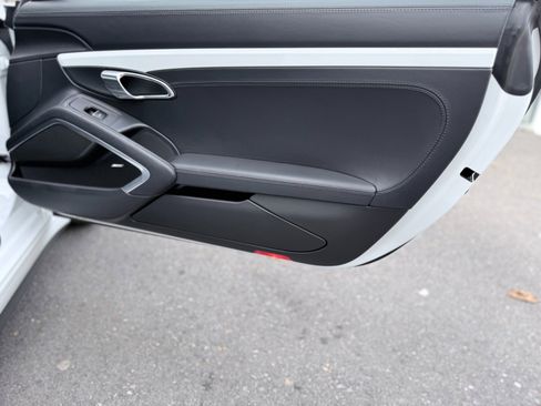 Used 2013 Porsche 911 Carrera 4S image 26