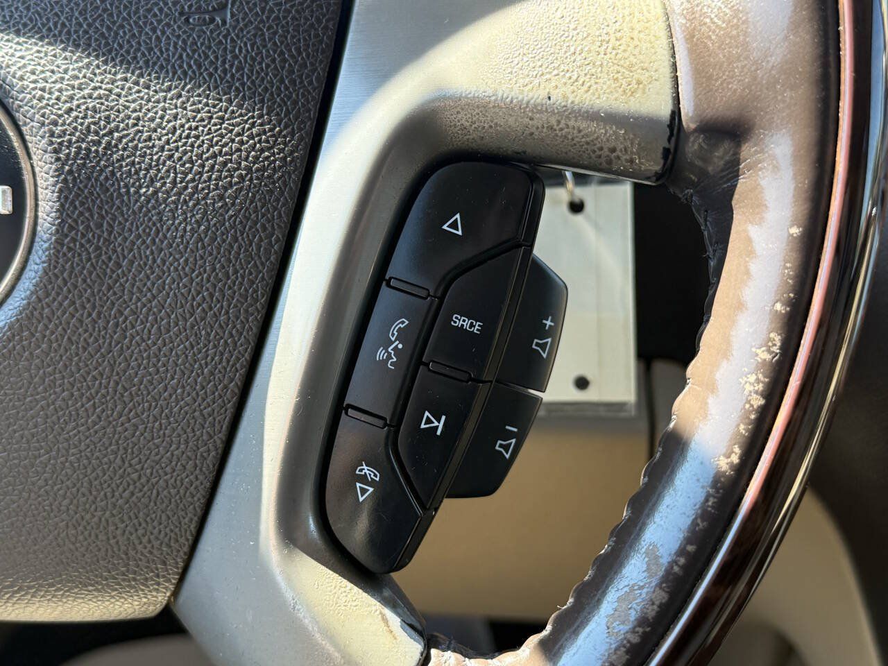 Used 2012 GMC Yukon Denali AWD/4WD image 28