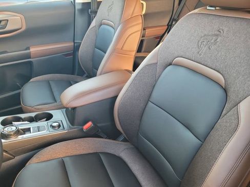 Certified 2025 Ford Bronco Sport Outer Banks w/ Outer Banks Tech Package+ image 11