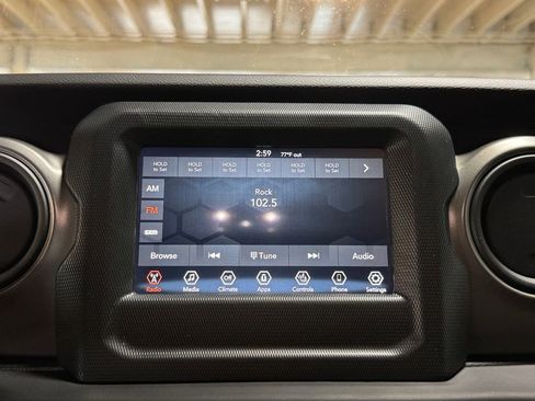Used 2023 Jeep Wrangler Unlimited w/ Cold Weather Group AWD/4WD image 17