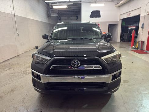 Used 2016 Toyota 4Runner Limited AWD/4WD image 2