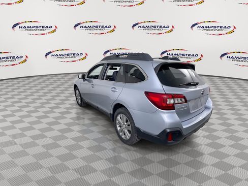 Used 2018 Subaru Outback 2.5i Limited AWD/4WD image 6