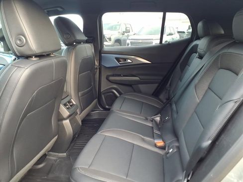 New 2026 Chevrolet Equinox EV LT image 13