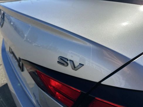 Used 2024 Nissan Altima 2.5 SV image 6