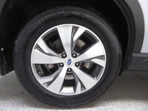 Used 2020 Subaru Ascent Premium w/ Convenience Package AWD/4WD image 36