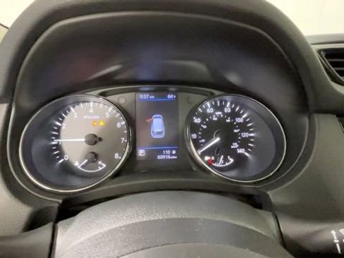 Used 2020 Nissan Rogue S AWD/4WD image 28