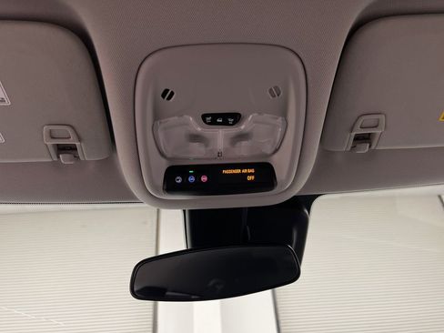 Used 2025 Chevrolet TrailBlazer LT AWD/4WD image 54