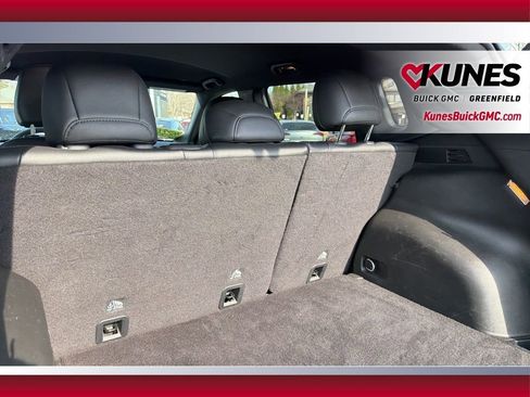 Used 2025 Jeep Compass Limited image 38