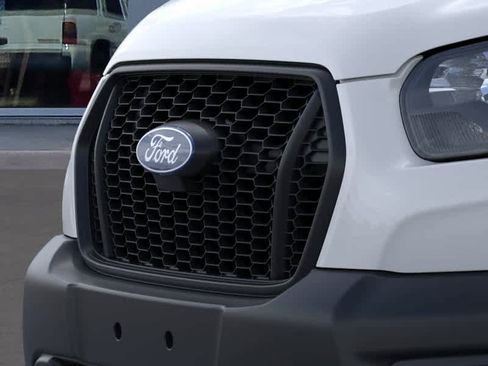New 2026 Ford Transit 250 Low Roof RWD image 17