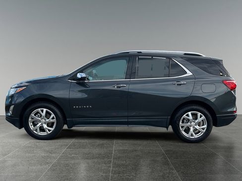 Used 2019 Chevrolet Equinox Premier w/ LPO, Cargo Package AWD/4WD image 4