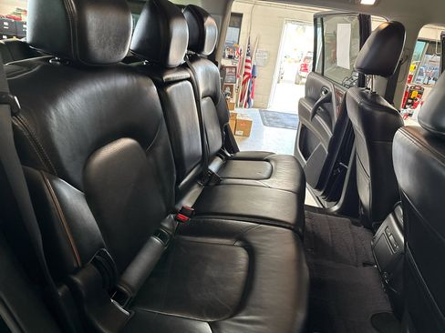 Used 2020 Nissan Armada SL image 52