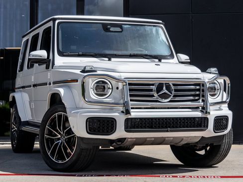 Used 2025 Mercedes-Benz G 550 image 2