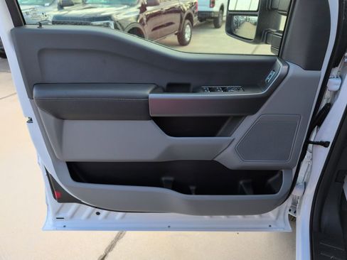New 2026 Ford F250 XLT image 27