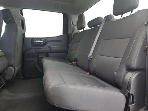 Used 2020 Chevrolet Silverado 1500 Custom w/ Custom Value Package image 18