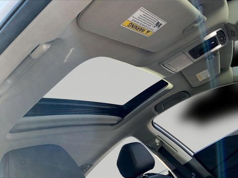 Used 2024 Honda Accord Touring image 17