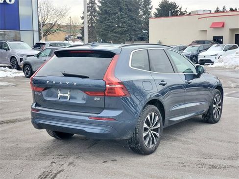 Used 2023 Volvo XC60 B5 Core w/ Climate Package image 4