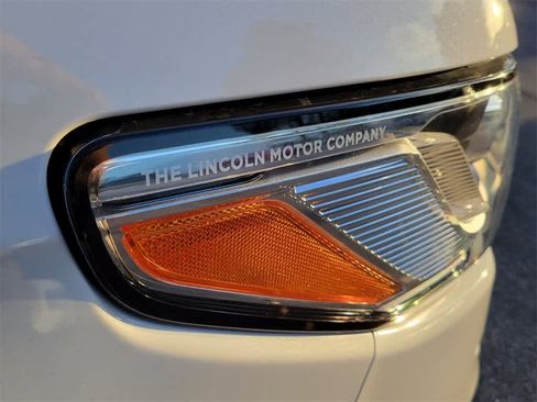 Used 2022 Lincoln Navigator L Black Label image 10