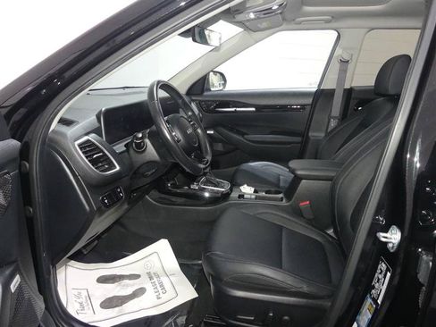 Used 2024 Kia Seltos SX w/ SX Sunroof Package AWD/4WD image 21