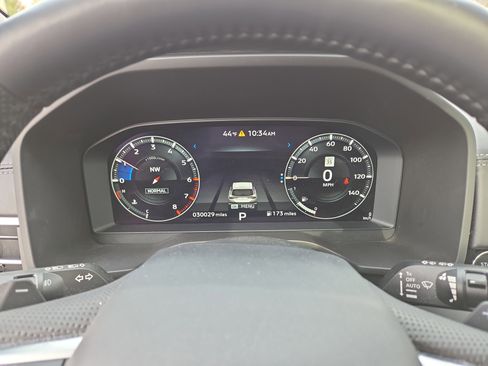 Used 2023 Mitsubishi Outlander SEL FWD image 25