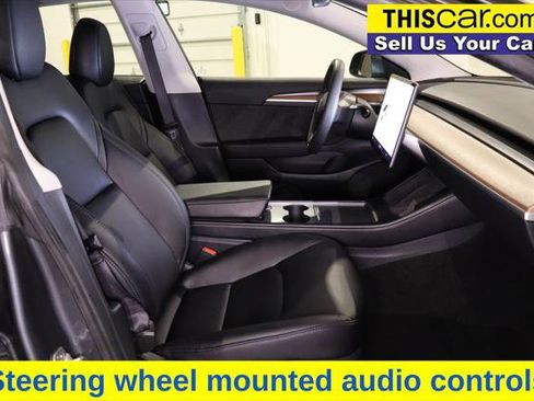Used 2023 Tesla Model 3 Standard Range image 17