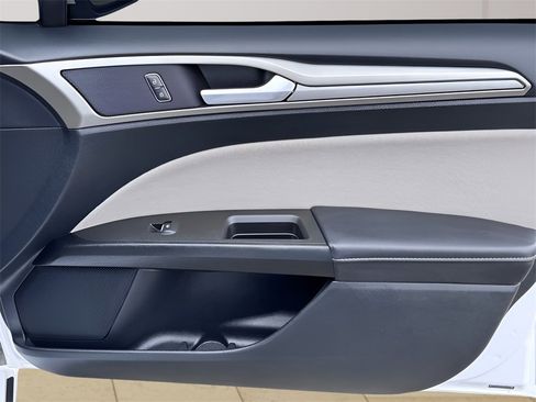 Used 2017 Ford Fusion S image 27